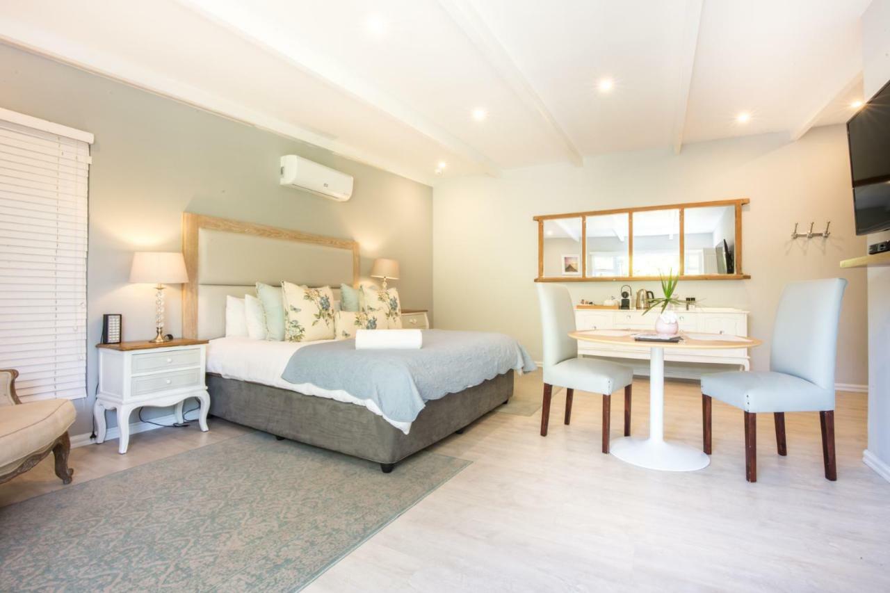 The Bentley Westville Room photo