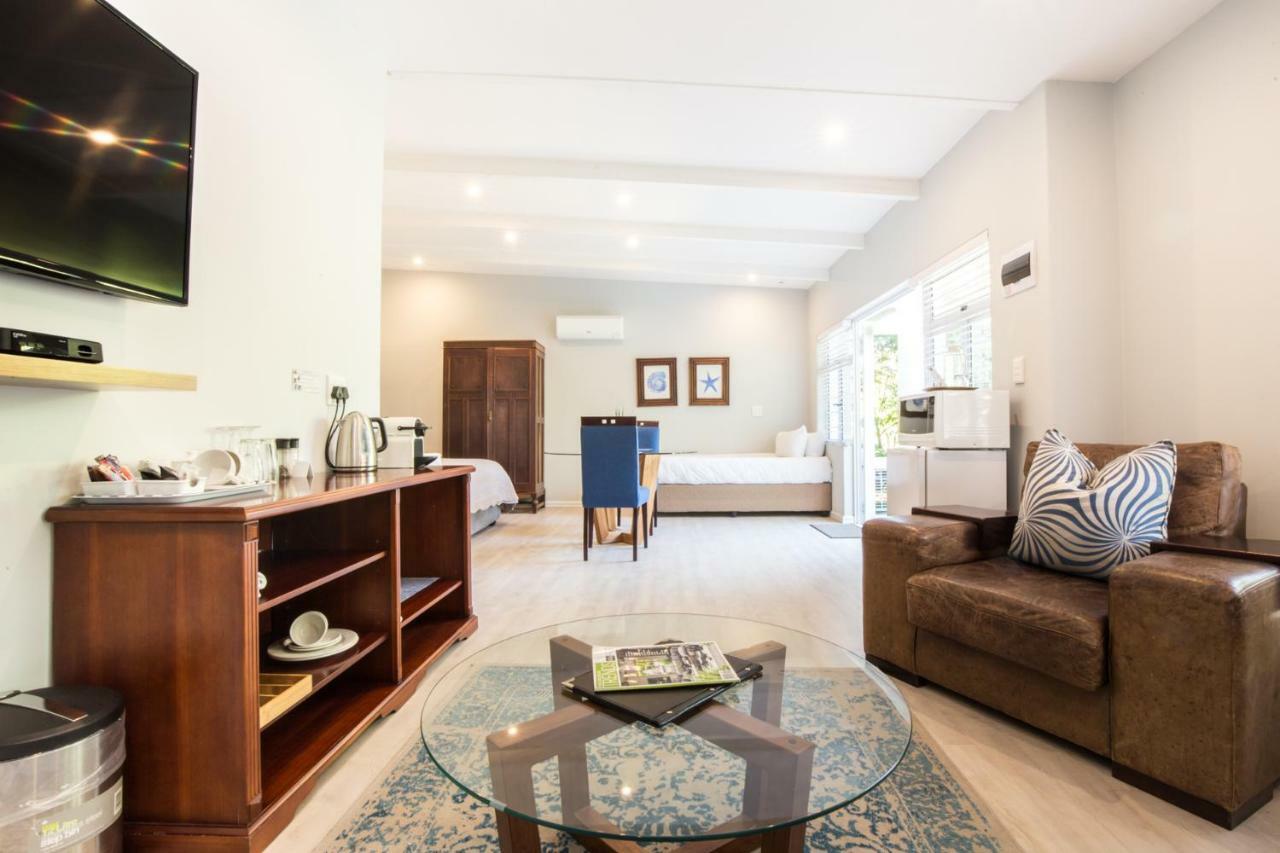 The Bentley Westville Room photo